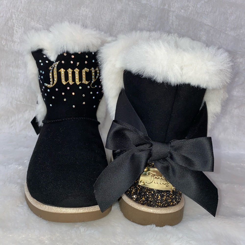 Gorgeous Juicy Couture Faux Fur Boots